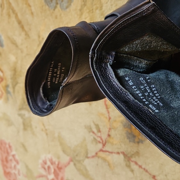 FRYE Nathalie black leather boot, 9.5 B - Picture 12 of 12